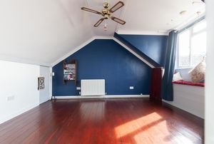 Bedroom- click for photo gallery